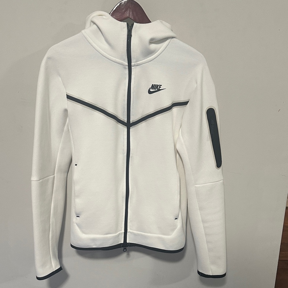 Nike Tech Fleece White Windrunner Full-Zip Hoodie